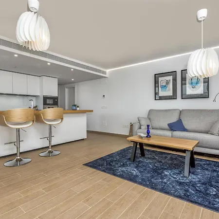 Apartamento Vivi Homes - Azul Pool, Terrace & Sea View *